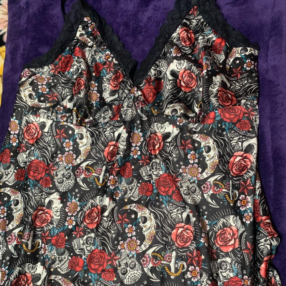 Torrid Skull Chemise Size 1